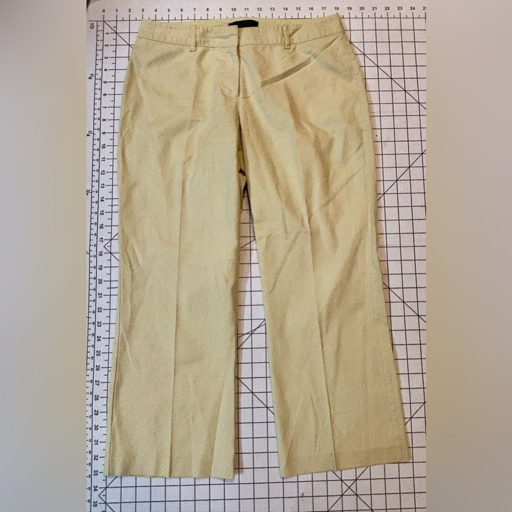 The Limited Stretch Women’s Size 6 Yellow Capri‎ Pants